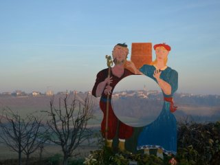 Camminando nel Presepe 2025